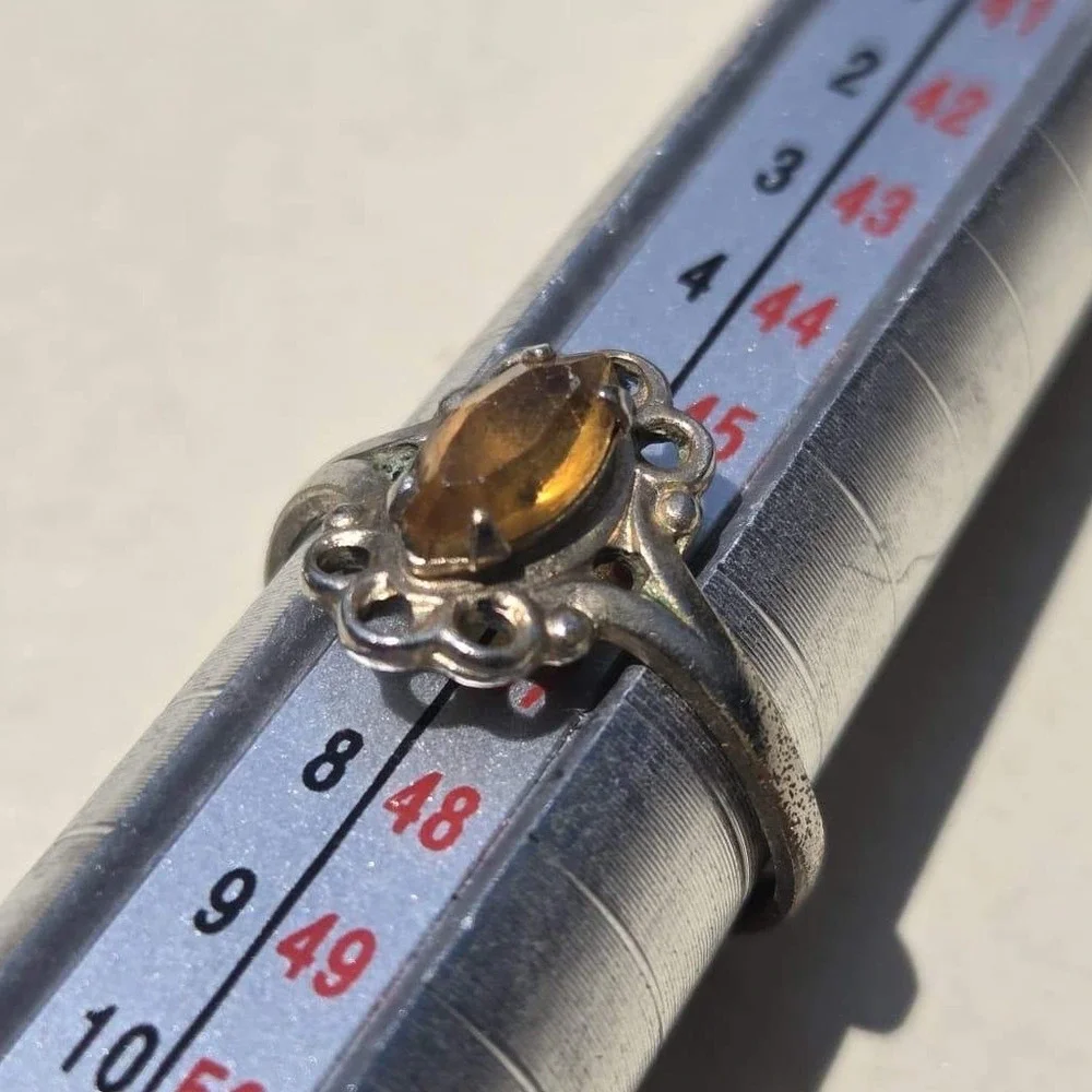 vintage Espo 925 sterling silver marquise citrine ring with a scalloped Size 4